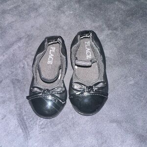 The Children's Place Black Patent Toe Bow Mary Janes - Kids